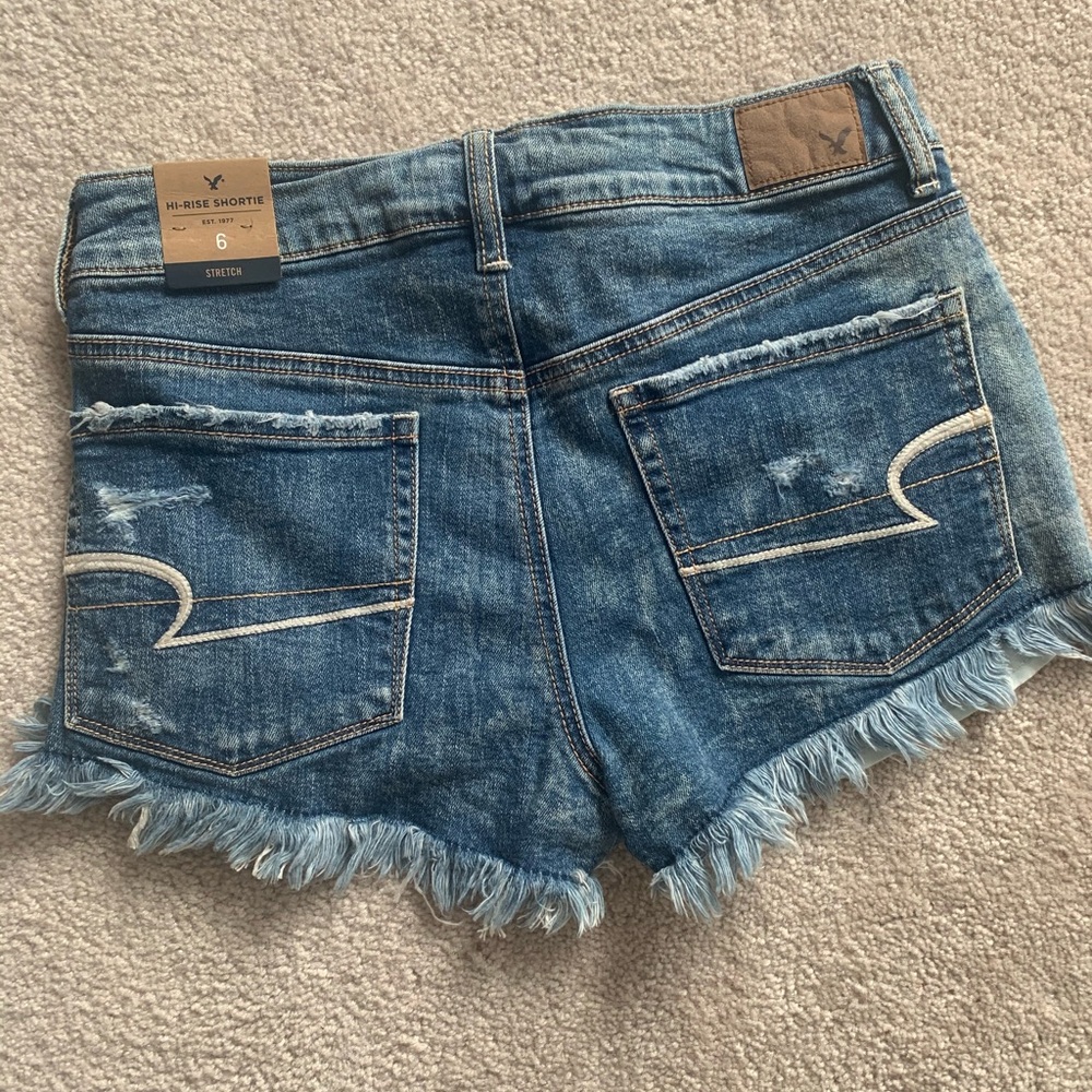 High rise destress shorts